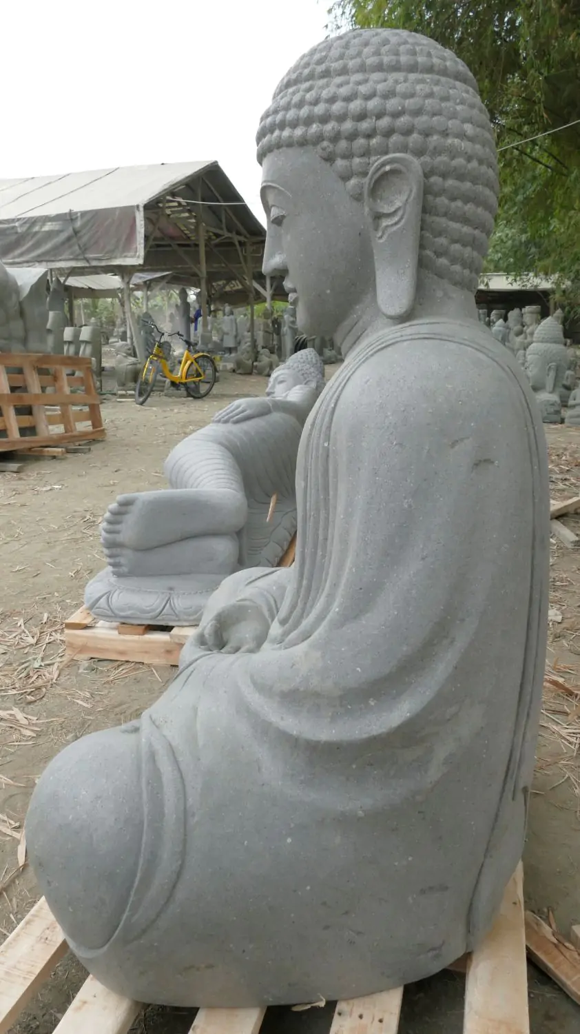  Product image 7 of the product “Seated Japanese Buddha made of Riverstone in Dhyana position - gesture of meditation, H. 158cm ”